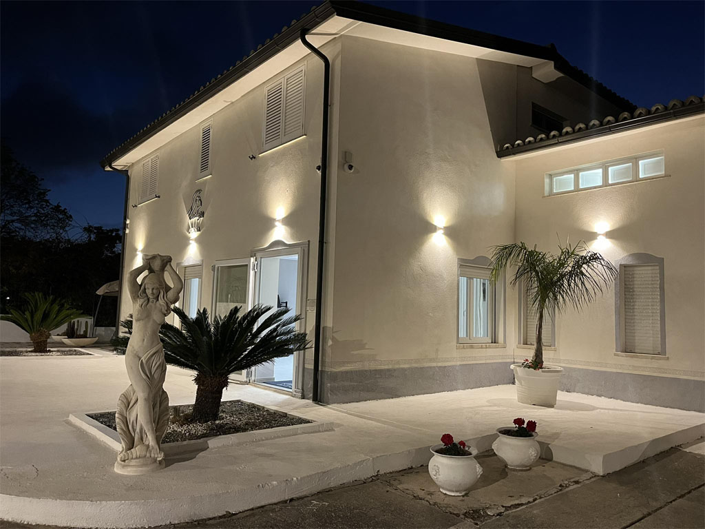 Home residenza atena overview night 1