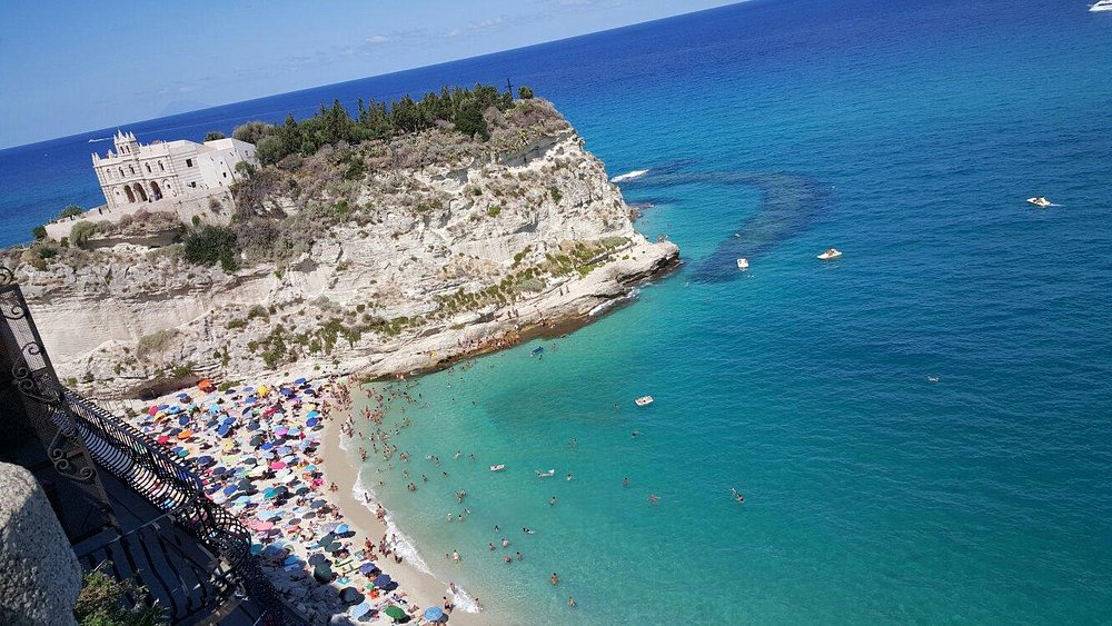 tropea beach 1
